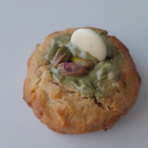 White Chocolate & Pistachio Cream Vanilla Cookies