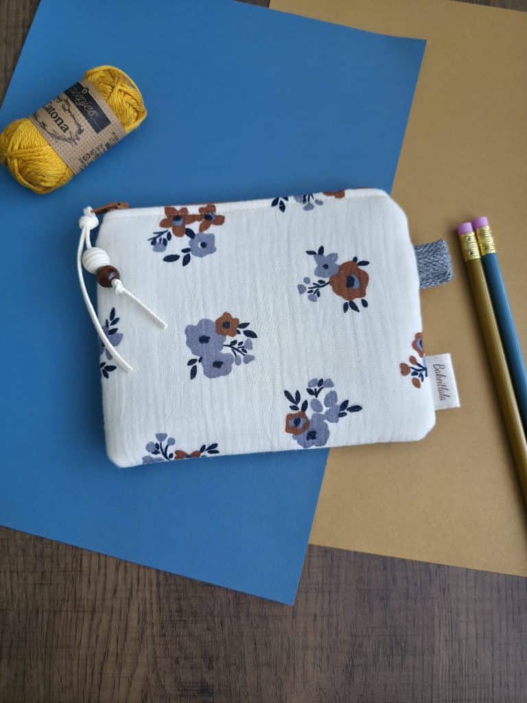 Cinamond Roll Small Zip Pouch